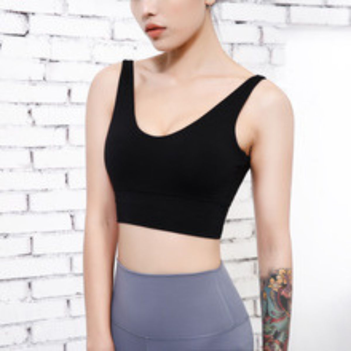 Quick-Drying Yoga Fitness Sports Bras - Image 2